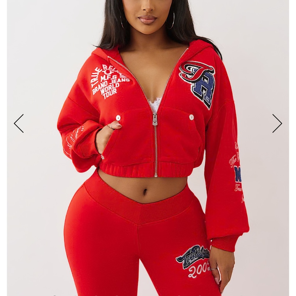 True Religion - CRYSTAL PATCH ZIP HOODIE